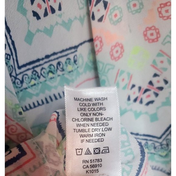 Maurices Tab Sleeve Blouse Top Multicolored Flowy V-Neck Button Shirt Size S - Picture 7 of 7